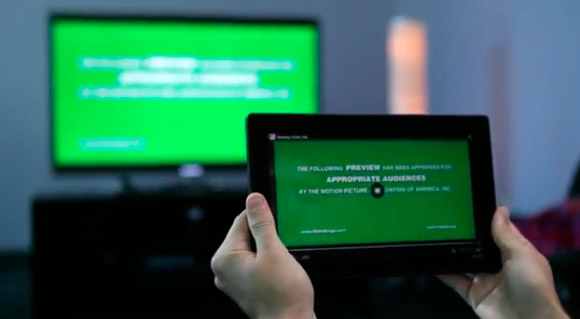 Geof muestra trucos de Xbox One con Miracast y Surface.