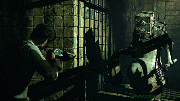 The Evil Within tiene jefes como este Cabeza-Caja