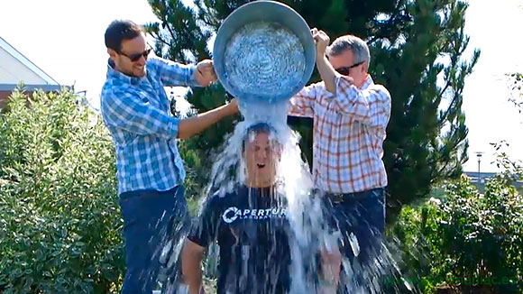 Así ha ido el #IceBucketChallenge de Phil Spencer Así ha ido el #IceBucketChallenge de Phil Spencer